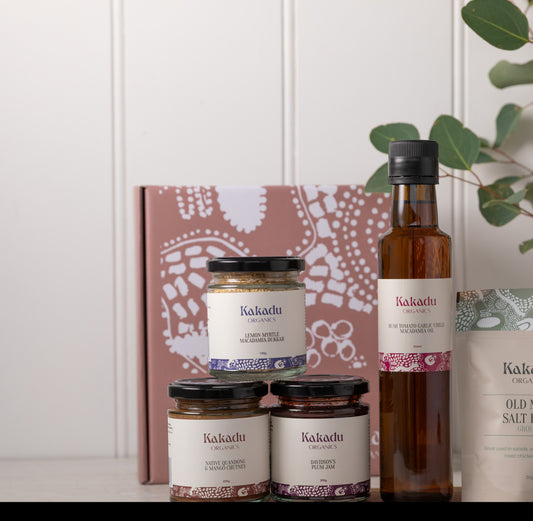 Food Lovers Native Food Gift Box