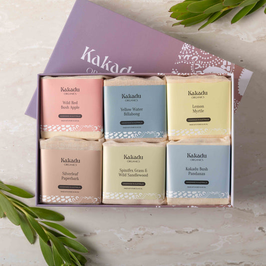 Signature On Country Handmade Soap Gift Box